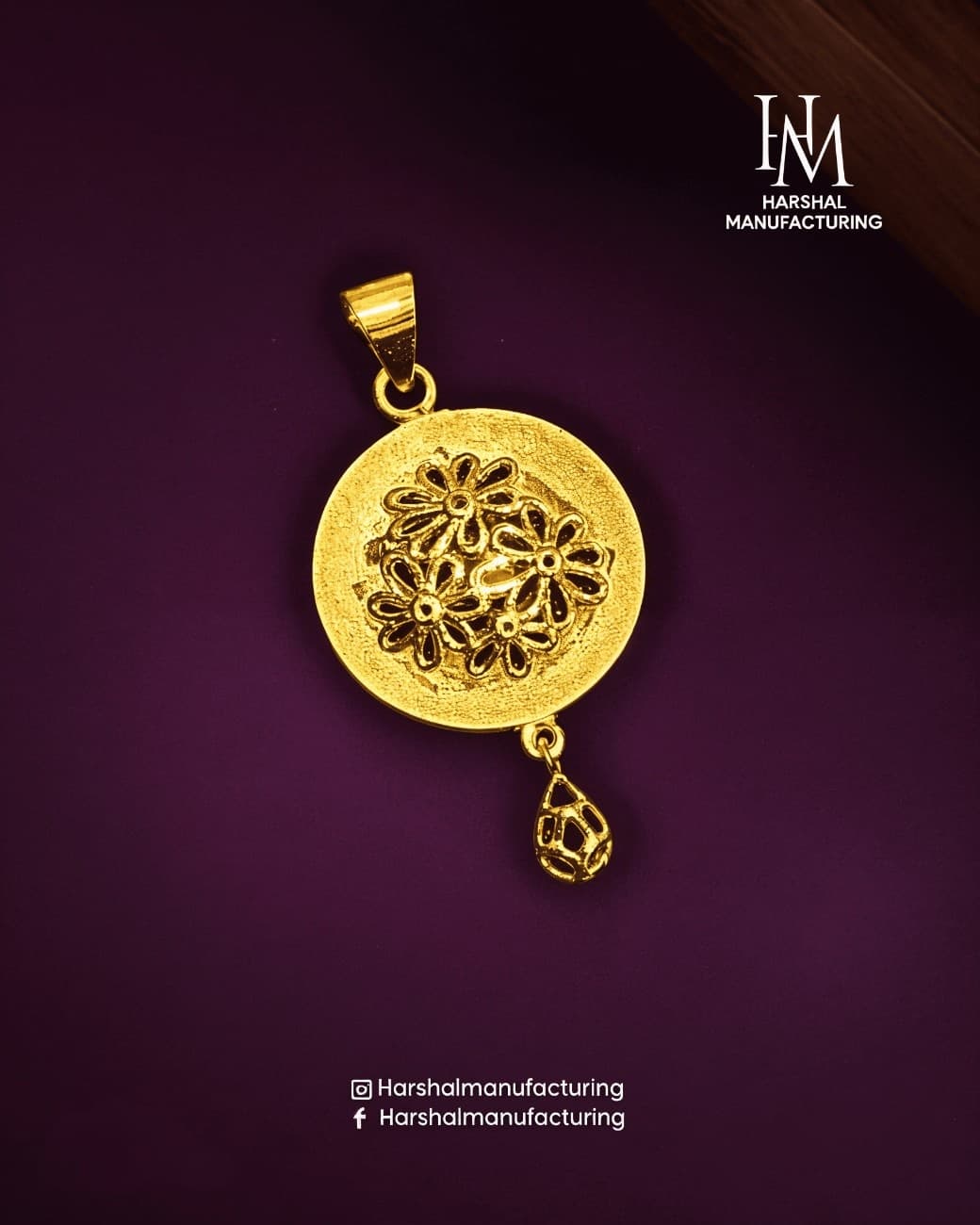 HM Pendant -3