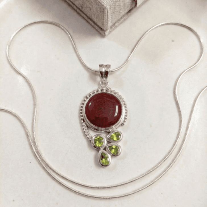 CARNELIAN & PERIDOT SILVER PENDANT