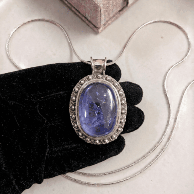 TANZANITE SILVER PENDANT