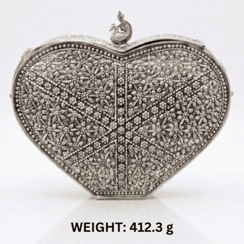 HEART-SHAPED SILVER PURSE – INTRICATE FLORAL CHITAI ENGRAVING WITH PEACOCK CLASP