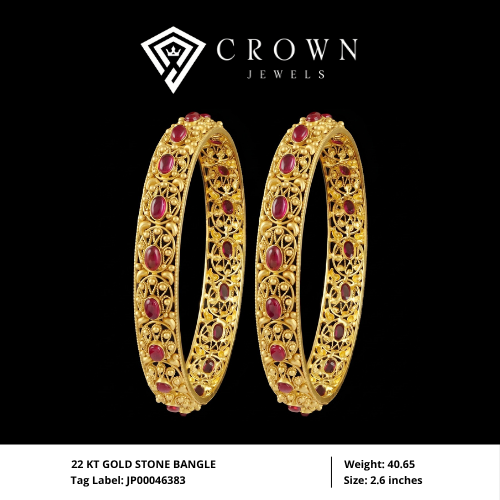 22 KT GOLD STONE BANGLE